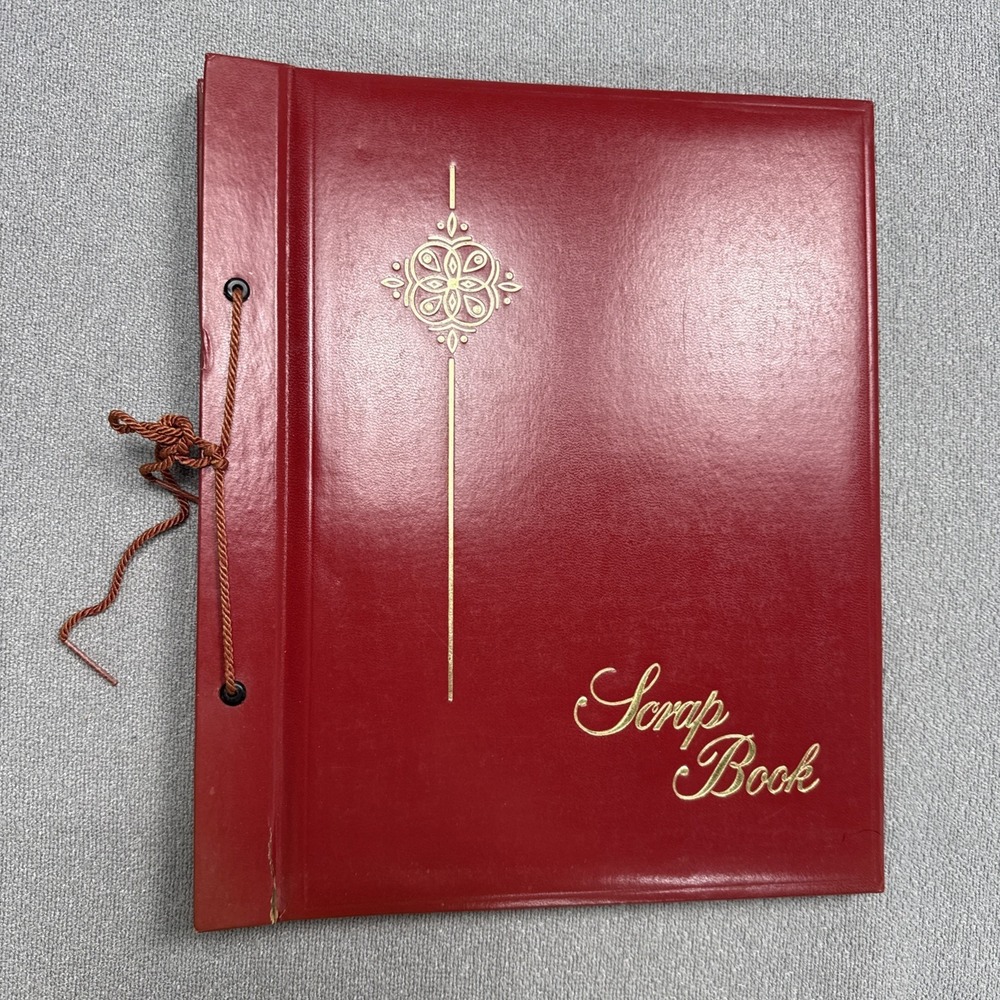ScrapBook Red & Gold With 18 Empty Crisp Clean Pages Heavy Duty Paper
